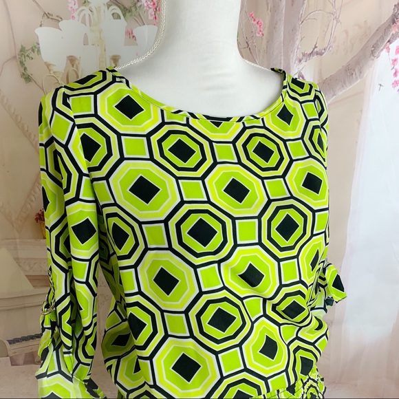 Michael Kors lime Green Diamond Print blouse - Picture 5 of 12